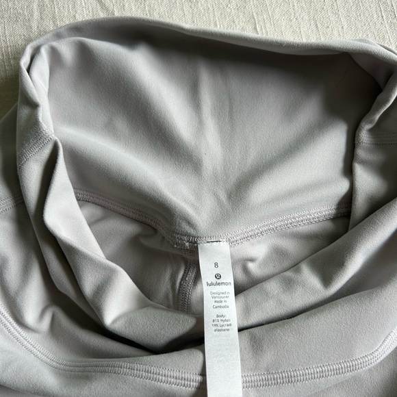 NWOT Lululemon Align High Rise Pant 28” - Picture 5 of 8